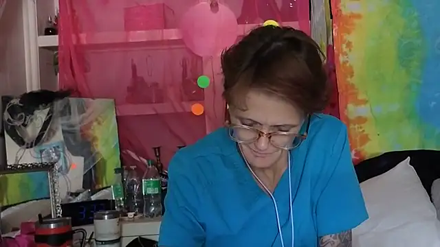 ivylee31 online show from July 14, 8:36 pm