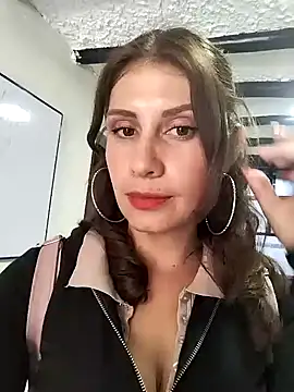 Alysson-- online show from January 15, 5:05 pm