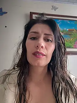 Alysson-- online show from April 17, 2:20 pm