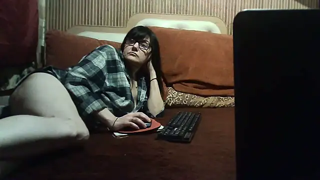 AlanaLaDream online show from December 21, 5:42 pm