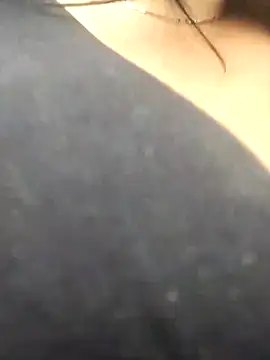 Snapshot of sara_pineros chatting on December 11, 10:06 pm sara pineros online show from December 11, 10:06 pm