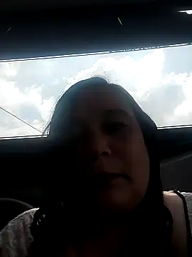 Snapshot of sara_pineros chatting on January 17, 4:47 pm sara pineros online show from January 17, 4:47 pm