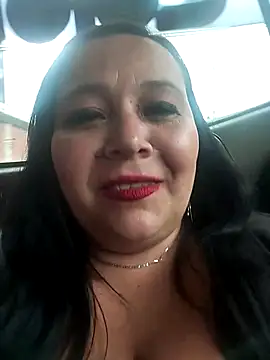 Snapshot of sara_pineros chatting on March 20, 8:29 pm sara pineros online show from March 20, 8:29 pm
