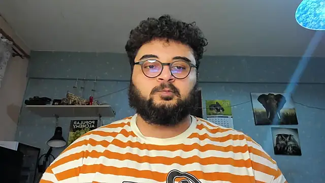 Snapshot of teddy_alan chatting on February 4, 5:23 pm teddy alan online show from February 4, 5:23 pm