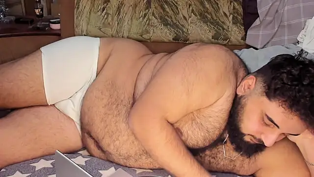 Snapshot of teddy_alan chatting on February 16, 1:27 pm teddy alan online show from February 16, 1:27 pm