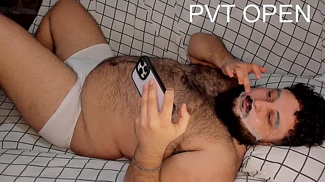 Snapshot of teddy_alan chatting on March 4, 8:38 pm teddy alan online show from March 4, 8:38 pm