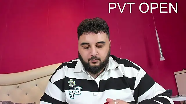 Snapshot of teddy_alan chatting on March 11, 2:10 am teddy alan online show from March 11, 2:10 am