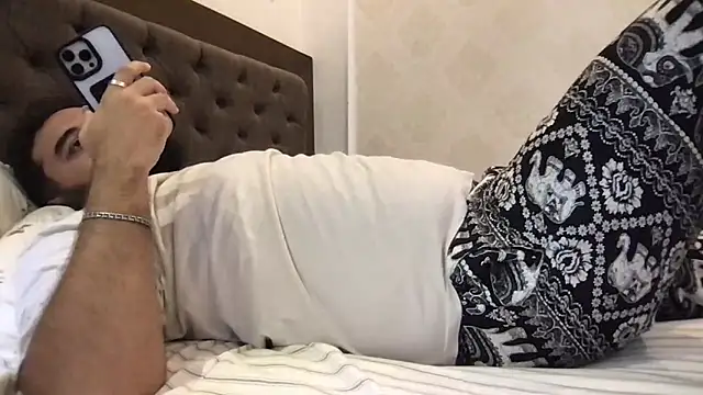 teddy alan online show from April 16, 7:31 am