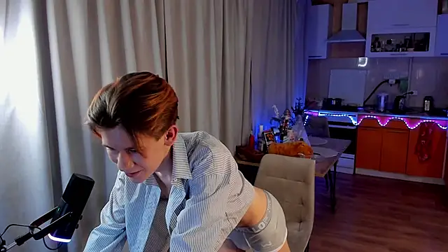 Snapshot of AndrewwCarter2 chatting on February 14, 11:09 pm AndrewwCarter2 online show from February 14, 11:09 pm