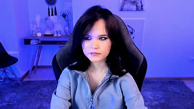 Snapshot of Elainebeness chatting on February 25, 7:47 pm Elainebeness online show from February 25, 7:47 pm