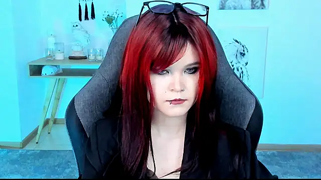 Snapshot of Elainebeness chatting on March 2, 10:48 pm Elainebeness online show from March 2, 10:48 pm