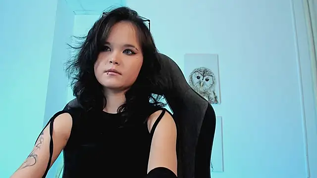 Snapshot of Elainebeness chatting on March 13, 4:34 pm Elainebeness online show from March 13, 4:34 pm