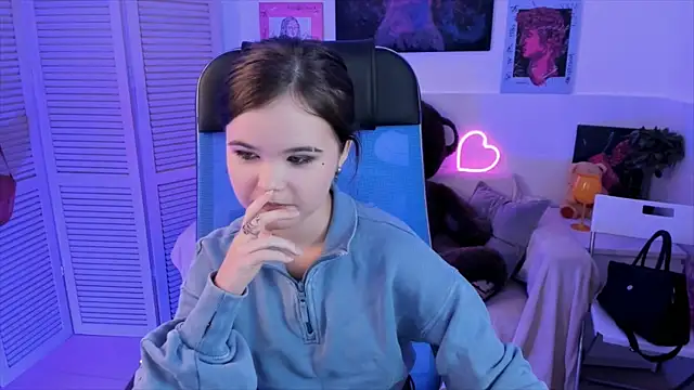 Snapshot of Elainebeness chatting on September 11, 7:14 pm Elainebeness online show from September 11, 7:14 pm