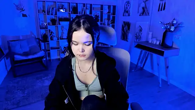 Snapshot of Elainebeness chatting on October 15, 7:25 pm Elainebeness online show from October 15, 7:25 pm