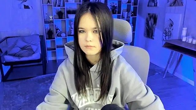 Snapshot of Elainebeness chatting on October 21, 7:25 pm Elainebeness online show from October 21, 7:25 pm