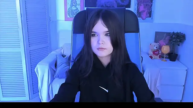 Snapshot of Elainebeness chatting on November 1, 7:49 pm Elainebeness online show from November 1, 7:49 pm