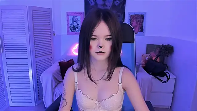 Snapshot of Elainebeness chatting on November 8, 7:56 pm Elainebeness online show from November 8, 7:56 pm