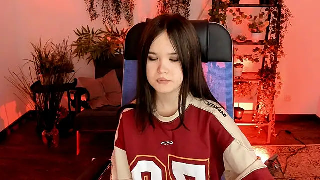 Snapshot of Elainebeness chatting on November 28, 7:38 pm Elainebeness online show from November 28, 7:38 pm