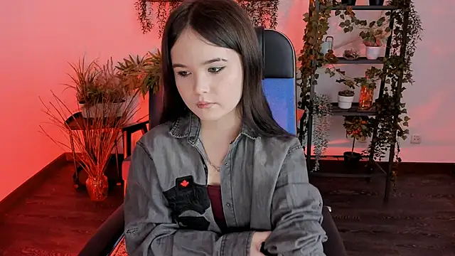 Elainebeness online show from January 6, 7:28 pm