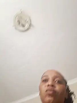 thicktash online show from February 10, 8:18 am