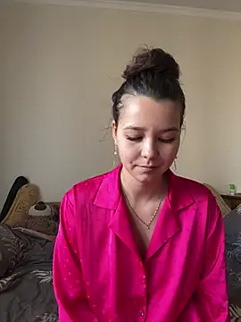 Snapshot of PoppyRobinson chatting on December 22, 8:16 am PoppyRobinson online show from December 22, 8:16 am