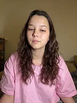 Snapshot of PoppyRobinson chatting on December 26, 6:12 pm PoppyRobinson online show from December 26, 6:12 pm