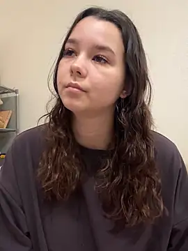 Snapshot of PoppyRobinson chatting on January 19, 6:10 pm PoppyRobinson online show from January 19, 6:10 pm