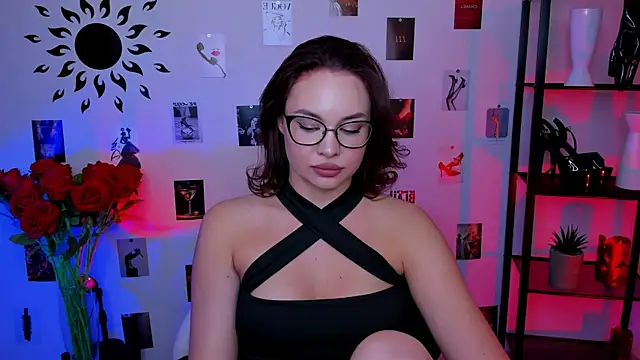 Snapshot of JaneWyatt chatting on March 4, 11:29 am JaneWyatt online show from March 4, 11:29 am