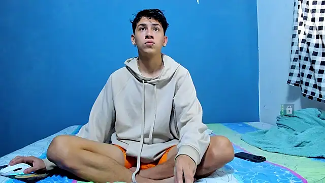 Snapshot of Kanterfun chatting on December 30, 12:52 pm Kanterfun online show from December 30, 12:52 pm