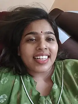 Snapshot of Sweet-Rani chatting on June 23, 5:22 pm Sweet-Rani online show from June 23, 5:22 pm