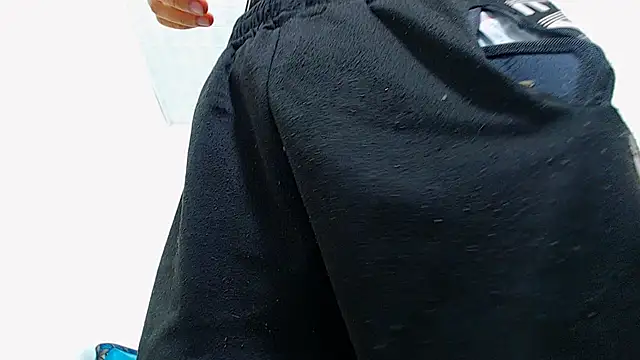 logannth online show from February 22, 6:24 am