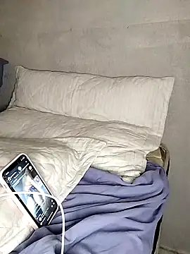 Snapshot of fofinhaa12 chatting on February 9, 1:46 pm fofinhaa12 online show from February 9, 1:46 pm