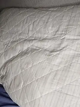 Snapshot of fofinhaa12 chatting on February 9, 5:22 pm fofinhaa12 online show from February 9, 5:22 pm