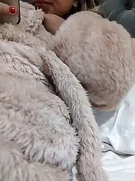 Snapshot of fofinhaa12 chatting on October 1, 12:33 pm fofinhaa12 online show from October 1, 12:33 pm