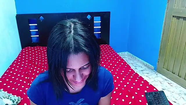Snapshot of Juicy_pamela5 chatting on December 5, 8:33 pm Juicy pamela5 online show from December 5, 8:33 pm
