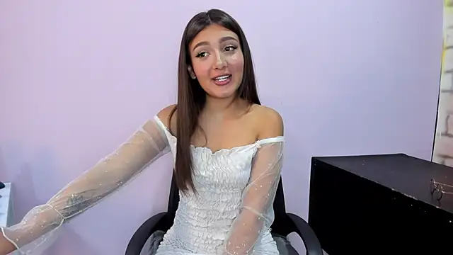 Snapshot of Afrodita_Shalom chatting on January 22, 11:45 am Afrodita Shalom online show from January 22, 11:45 am