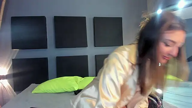 Snapshot of Afrodita_Shalom chatting on March 14, 10:29 am Afrodita Shalom online show from March 14, 10:29 am