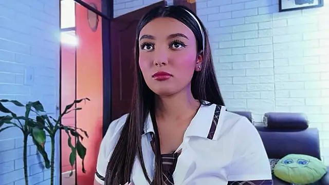 Snapshot of Afrodita_Shalom chatting on November 29, 8:23 pm Afrodita Shalom online show from November 29, 8:23 pm