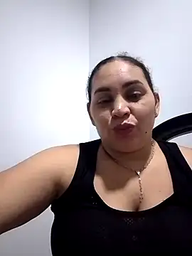 Snapshot of MirandaSoto chatting on January 18, 4:48 am MirandaSoto online show from January 18, 4:48 am