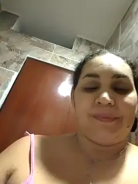 Snapshot of MirandaSoto chatting on January 25, 6:34 am MirandaSoto online show from January 25, 6:34 am