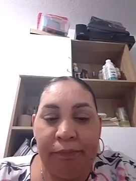 Snapshot of MirandaSoto chatting on January 27, 2:46 pm MirandaSoto online show from January 27, 2:46 pm