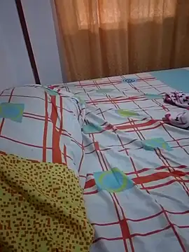 Snapshot of MirandaSoto chatting on March 7, 8:22 pm MirandaSoto online show from March 7, 8:22 pm