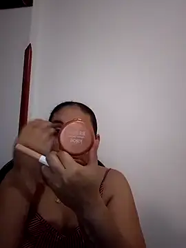 Snapshot of MirandaSoto chatting on March 13, 1:18 pm MirandaSoto online show from March 13, 1:18 pm