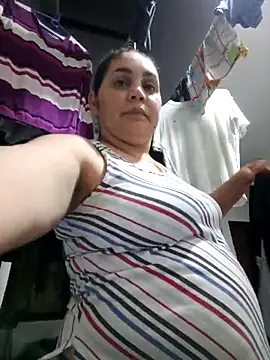 Snapshot of MirandaSoto chatting on March 19, 3:30 am MirandaSoto online show from March 19, 3:30 am