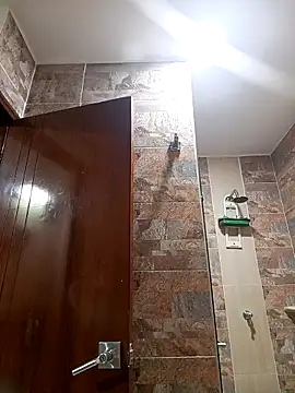 Snapshot of MirandaSoto chatting on September 27, 6:29 am MirandaSoto online show from September 27, 6:29 am