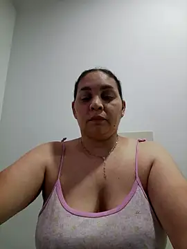 MirandaSoto online show from April 28, 3:33 am