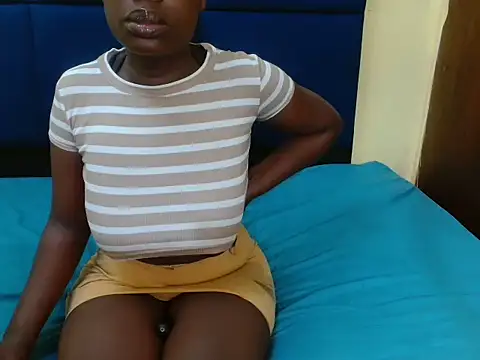 MilkyTitties online show from May 20, 3:02 am