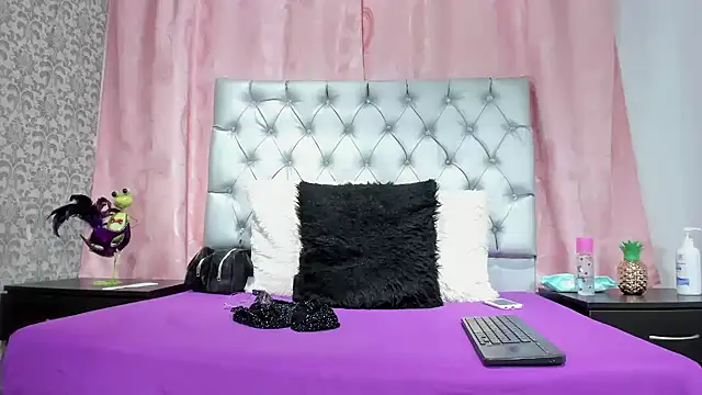 veneno hot online show from October 27, 1:04 pm