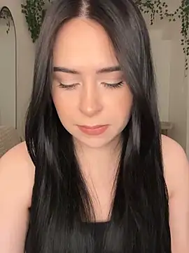  SweetCandyy online show from March 12, 8:15 pm