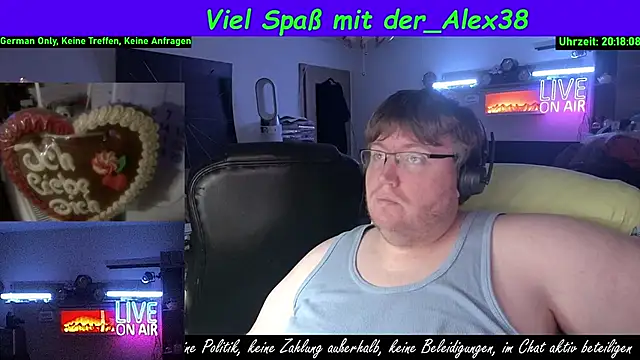 Snapshot of der_alex38 chatting on September 15, 6:19 pm der alex38 online show from September 15, 6:19 pm